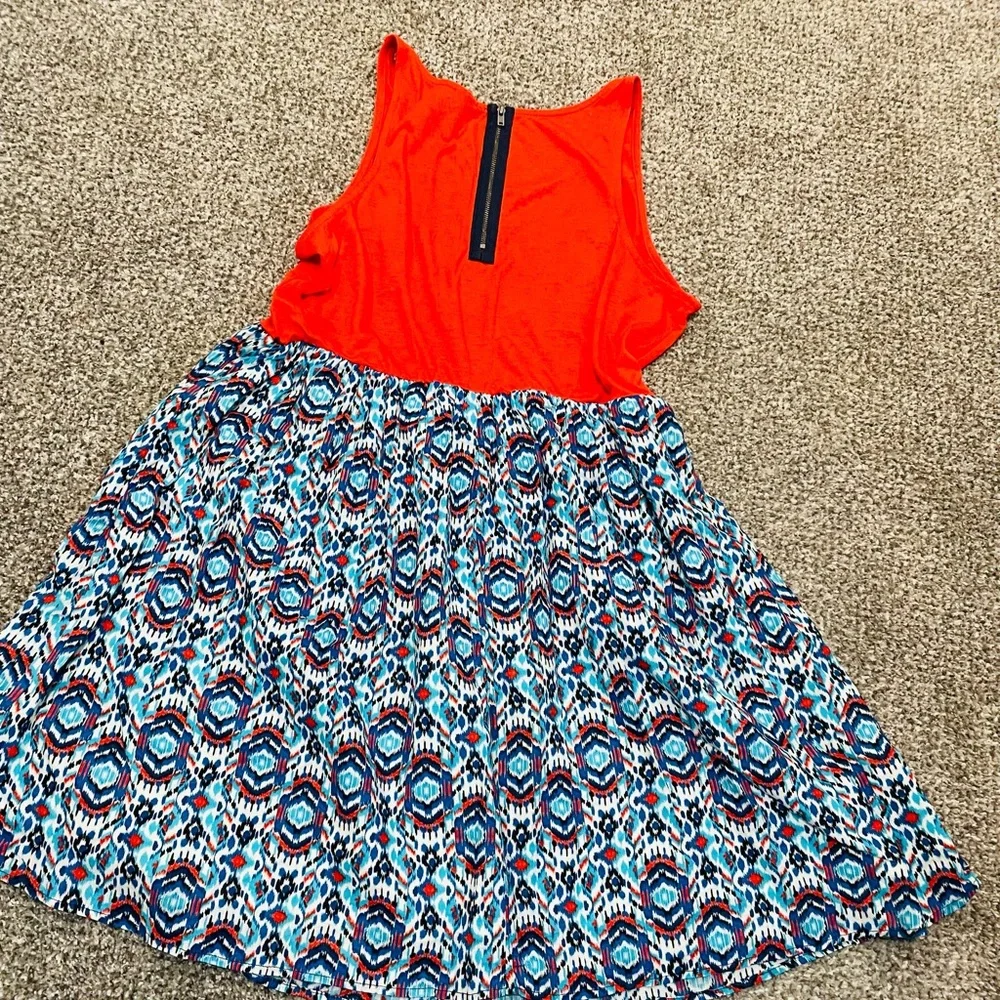 Dress - Picture 2 of 5